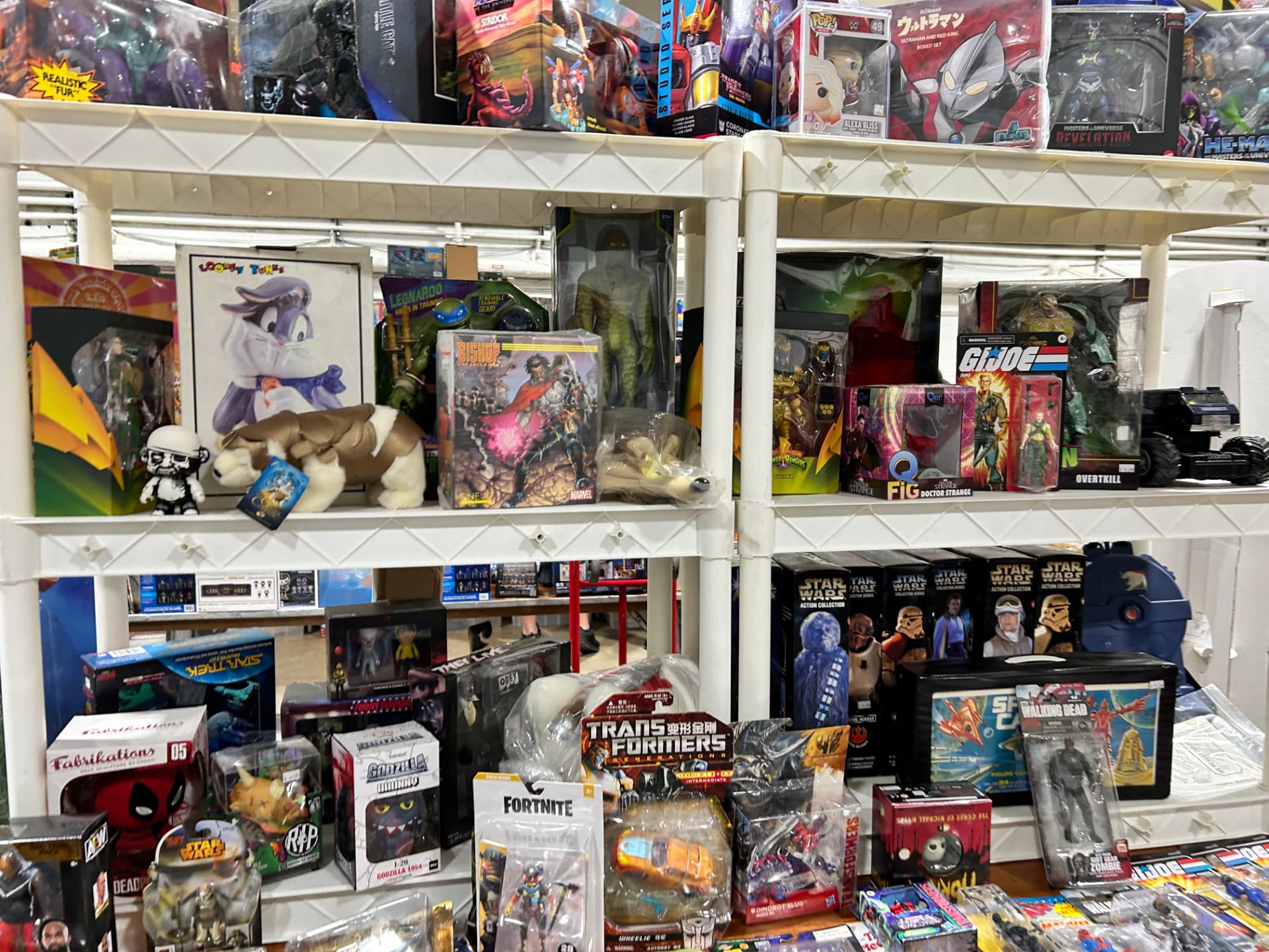 Winter Fever Toy Show gallery image 30