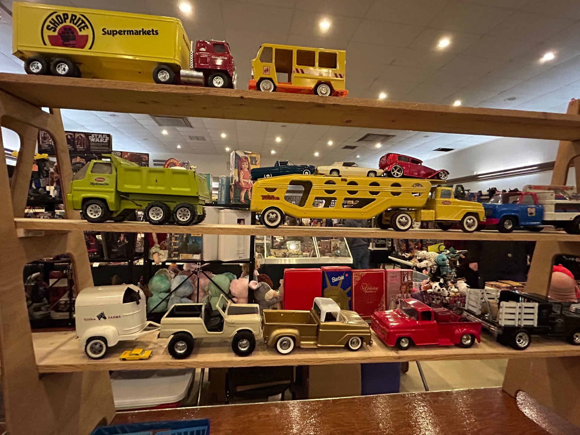 Octoberfest Toy Show gallery image 16