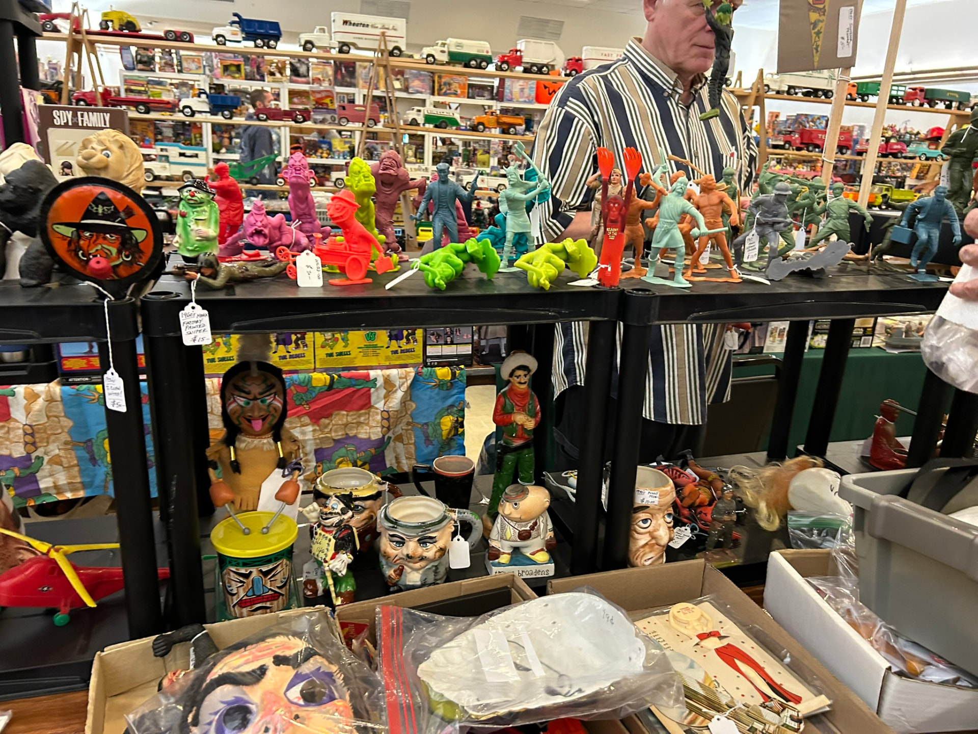 Octoberfest Toy Show gallery image 24