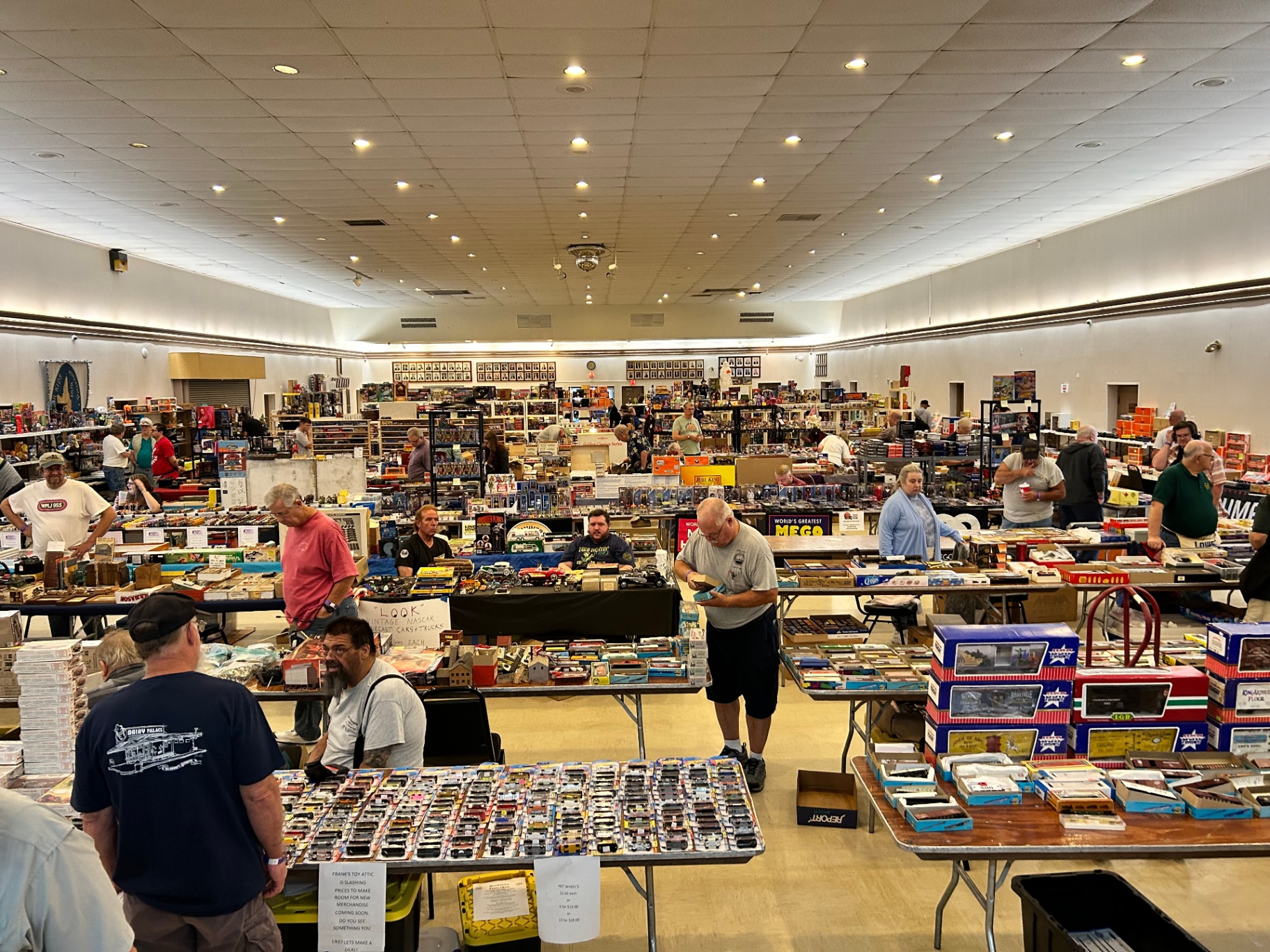 Vendor floor at a toy show