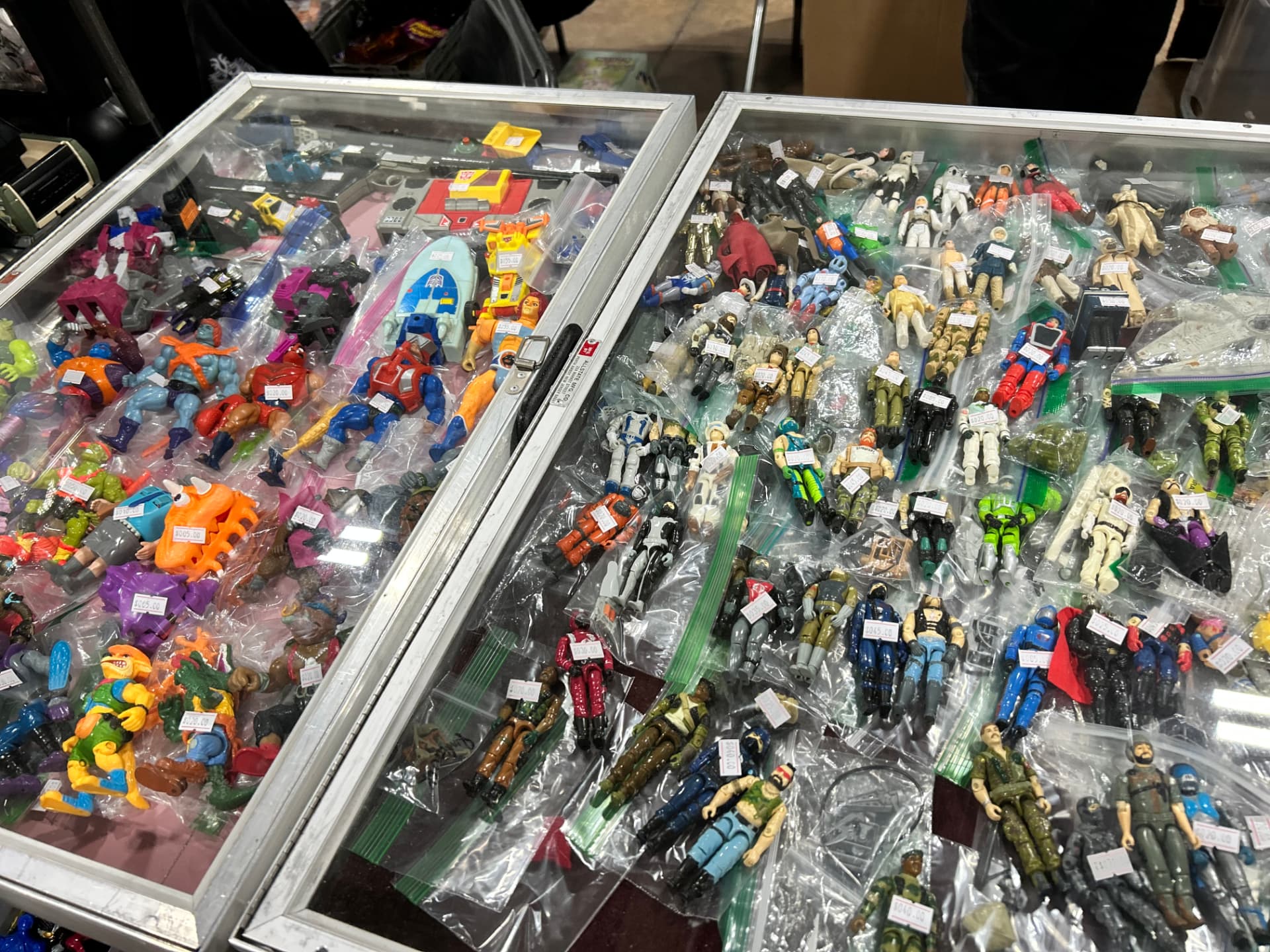 Winter Fever Toy Show gallery image 16